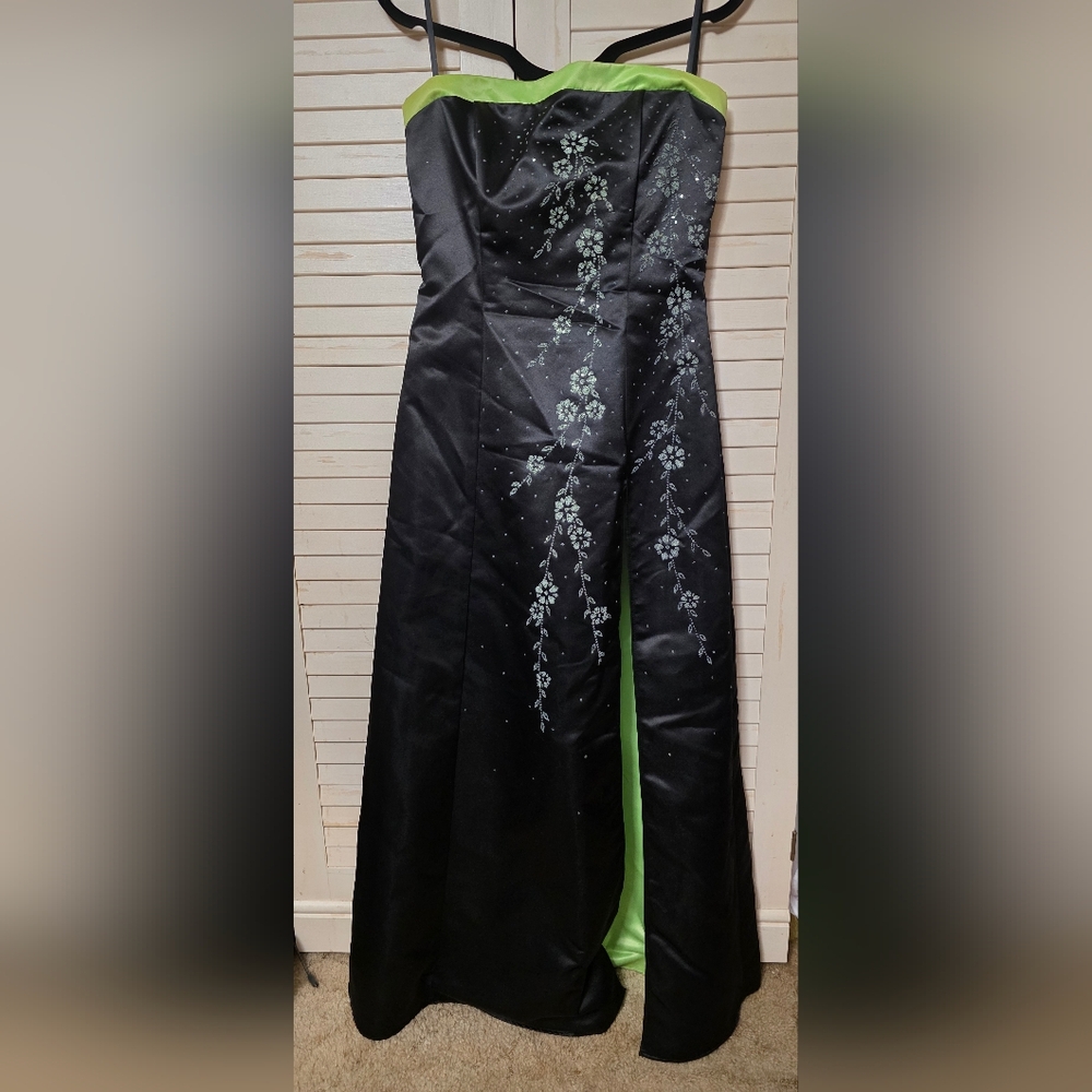 Debut Black and Green Floral Maxi Dress